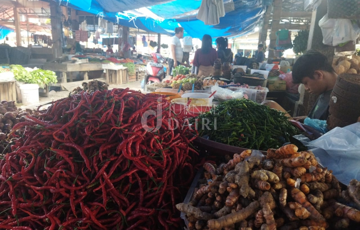 Harga Cabai Merah Mulai Turun di Pasar Sidikalang